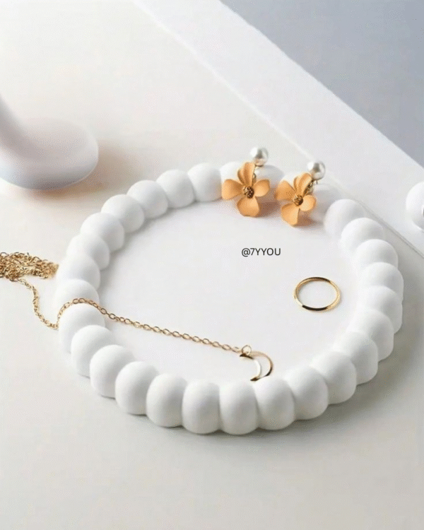 Bubble Tray Matte White, Starting ₹99 /-